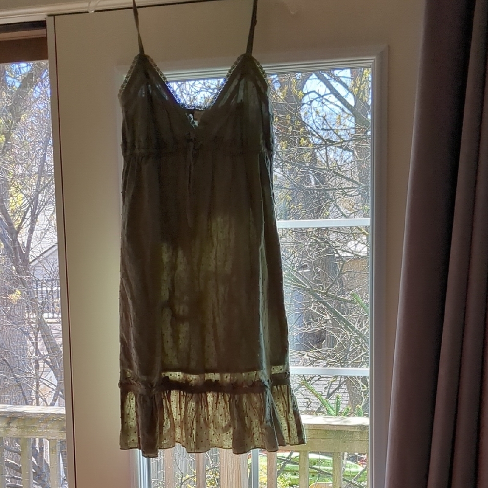 Elegant Green Lace Chemise